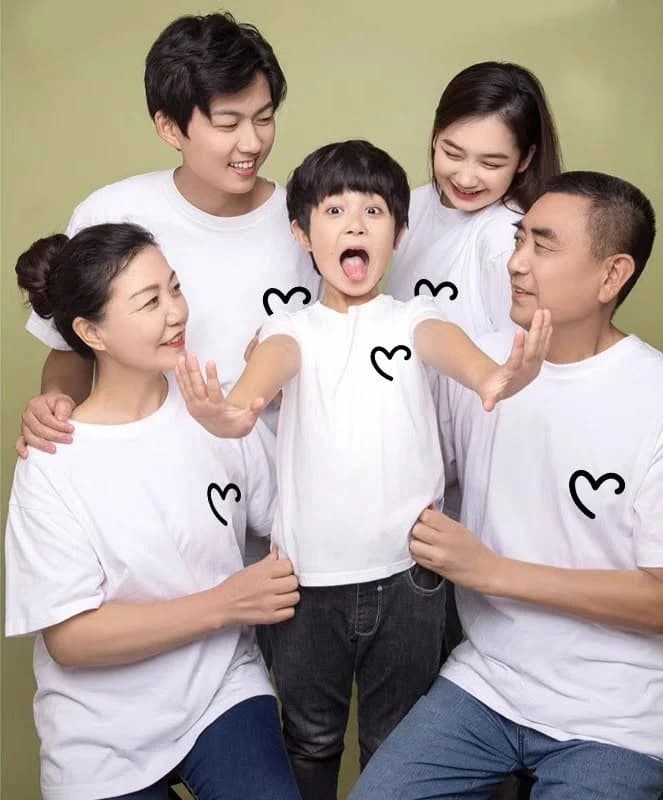 ÁO THUN HỌA TIẾT NỬA TRÁI TIM