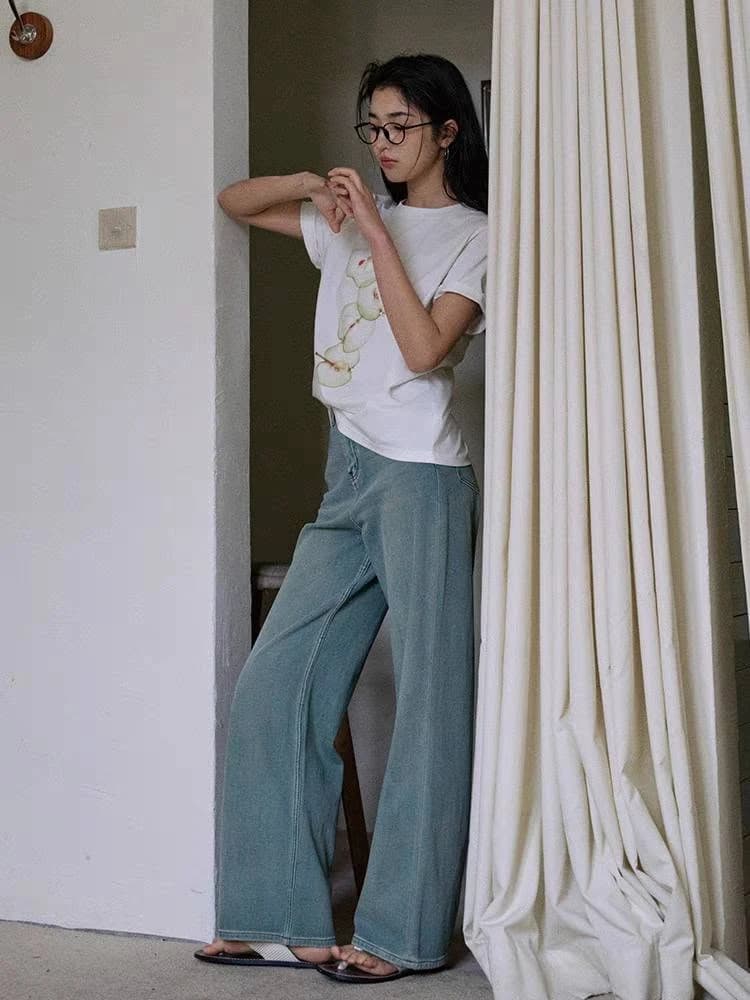 Áo thun nữ Apple Print — ảnh 4