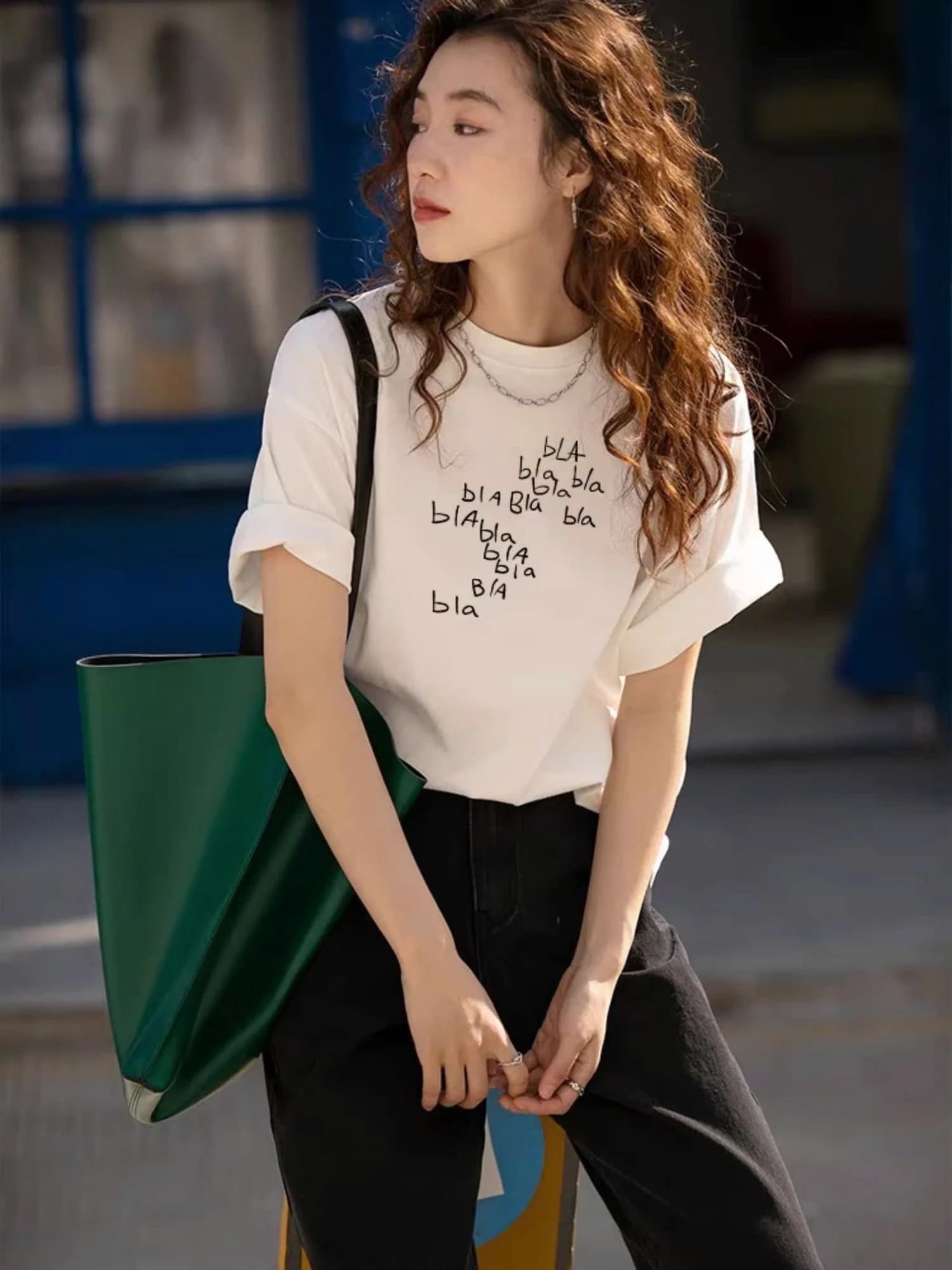 Áo thun nữ Bla Bla Print — ảnh 3
