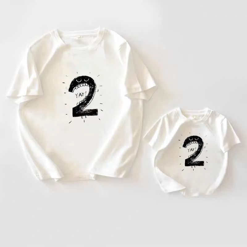 Áo thun gia đình họa tiết số — ảnh 4