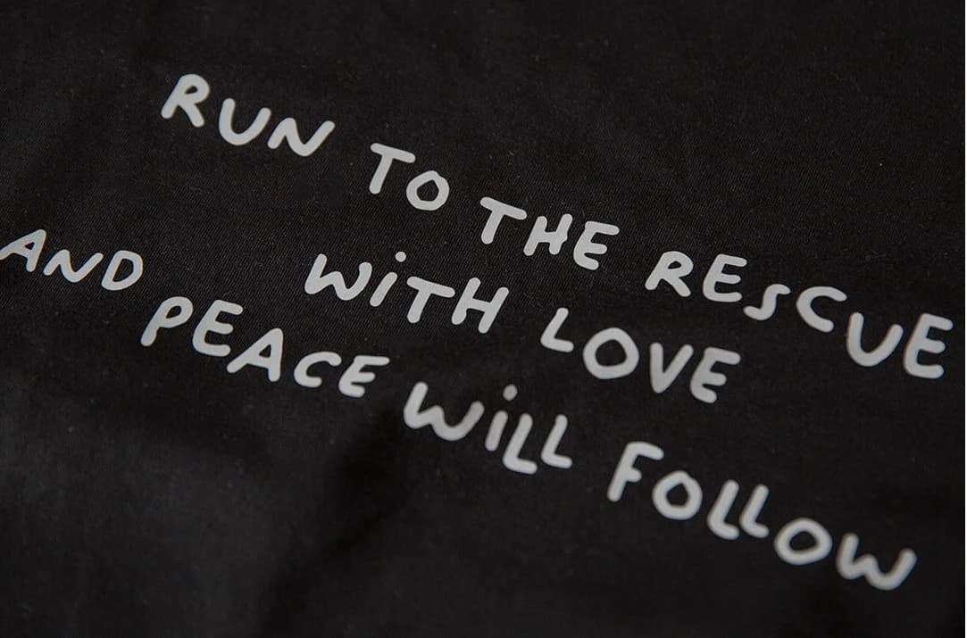 ÁO THUN NAM HỌA TIẾT  LOVE & PEACE — ảnh 3