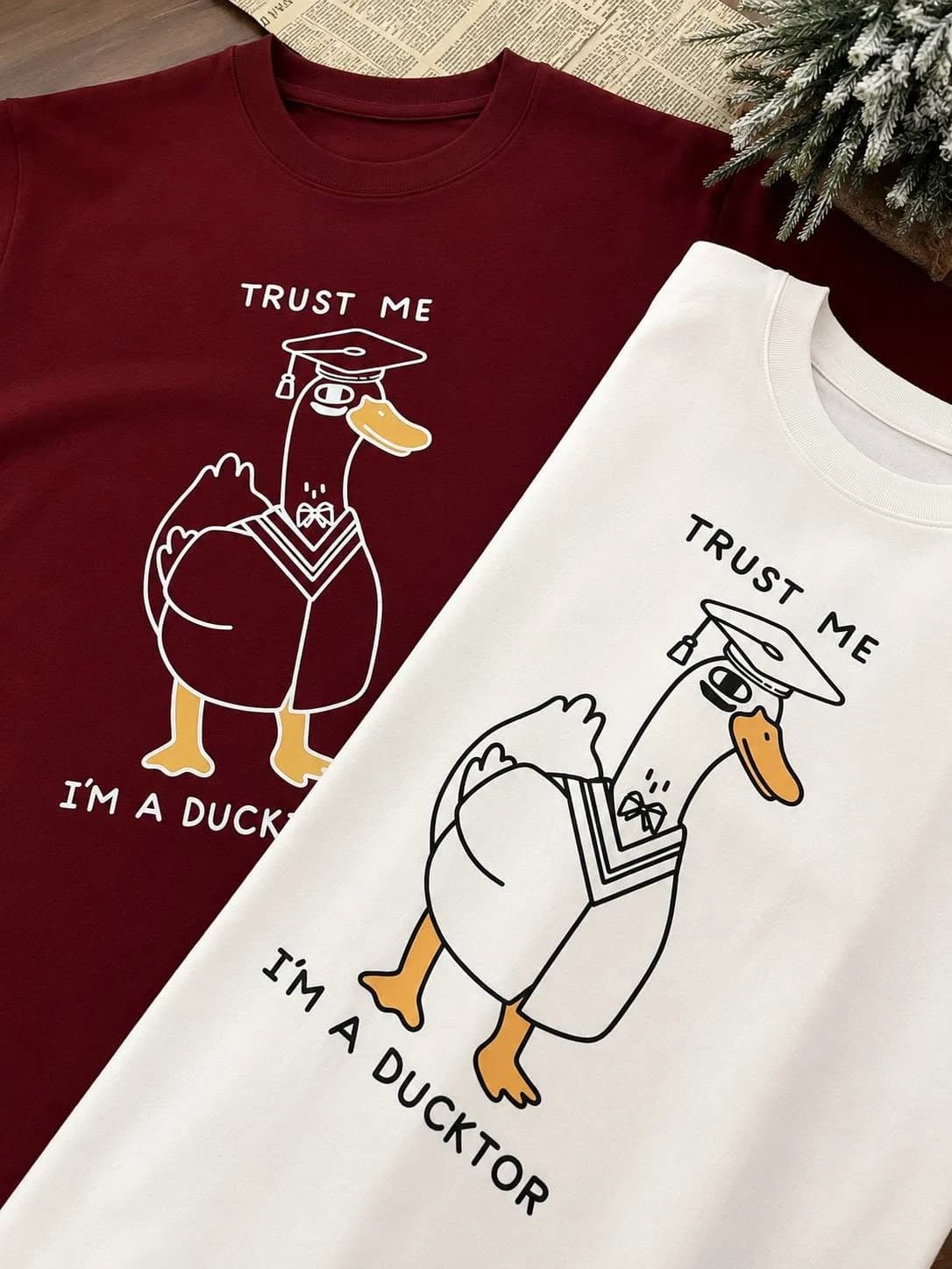 : Áo Thun Nữ Trust Me I’m a Ducktor — ảnh 3
