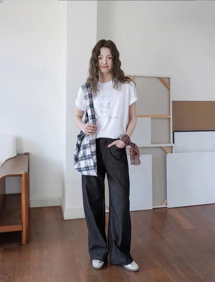 Áo thun nữ Flower Print — ảnh 3