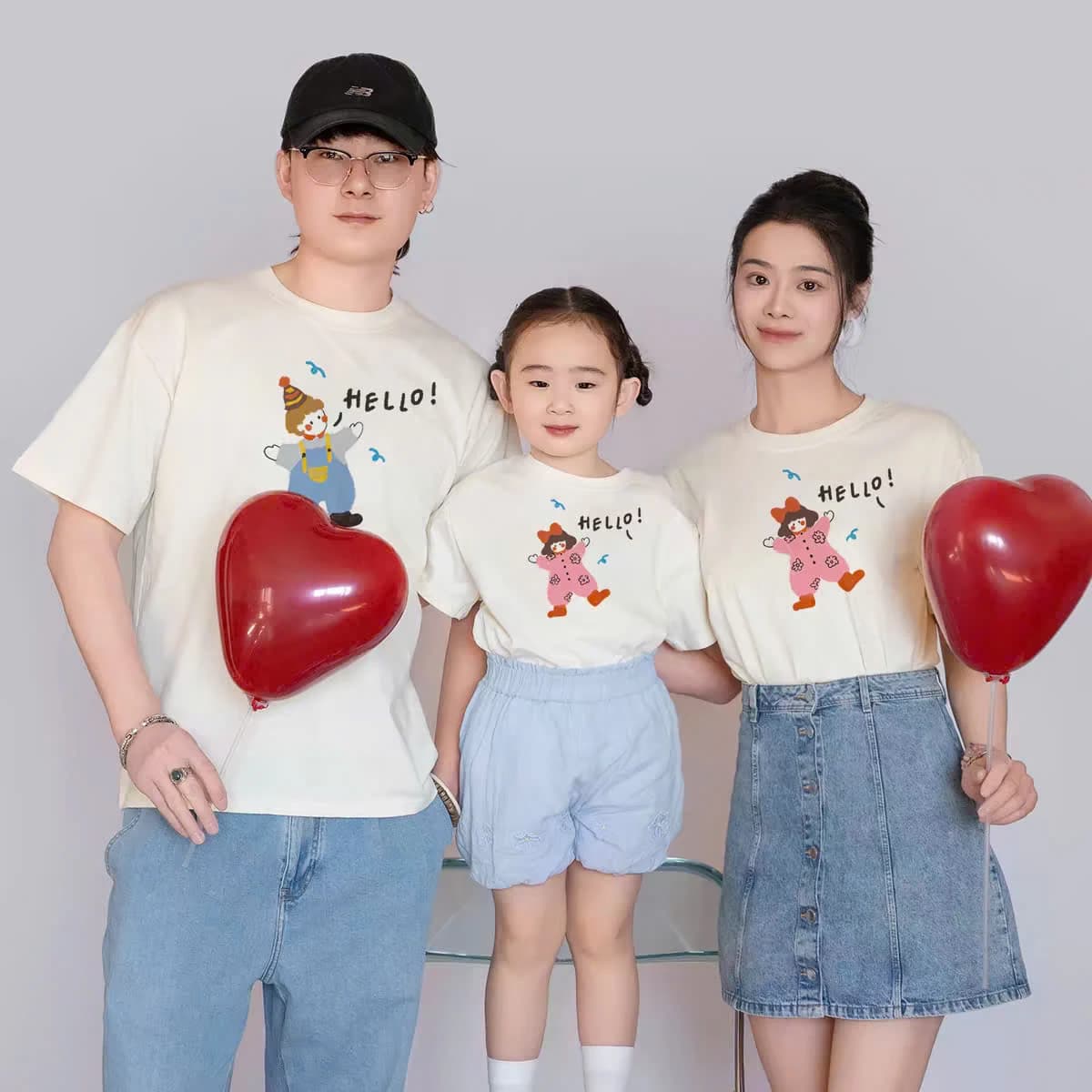 Áo Thun Gia Đình Hello – Họa Tiết Hoạt Hình — ảnh 1