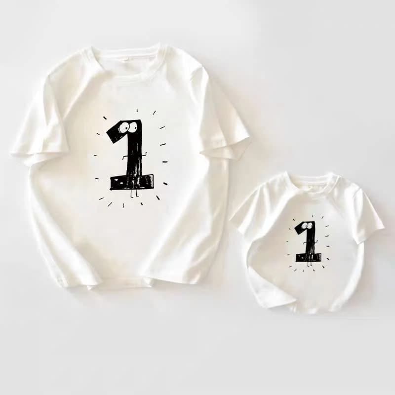Áo thun gia đình họa tiết số — ảnh 3