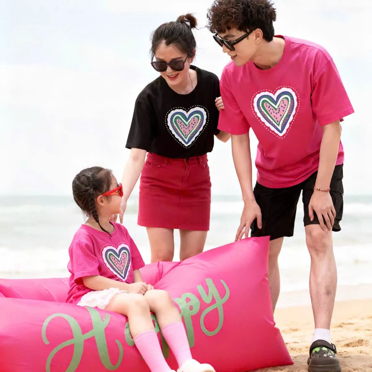 Áo Thun Gia Đình Colorful Heart — ảnh 1