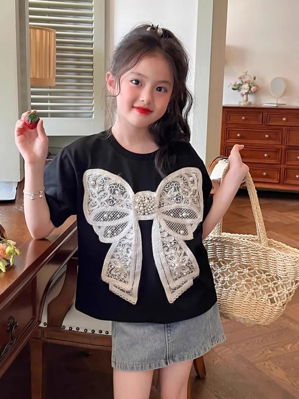 ÁO THUN THE SHIA CHARM - LACE BOW | Nơ Ren — ảnh 4