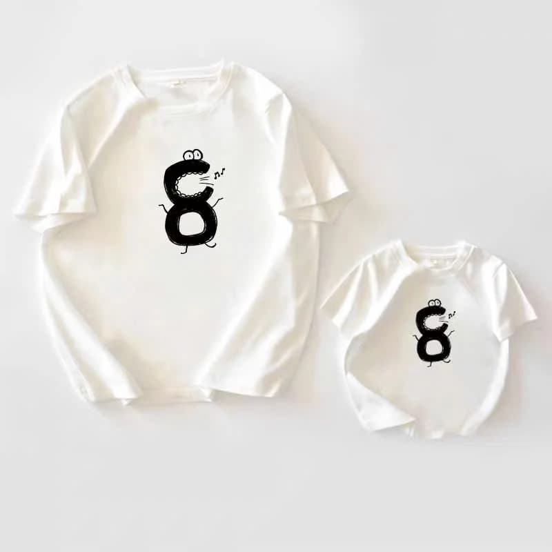 Áo thun gia đình họa tiết số — ảnh 10