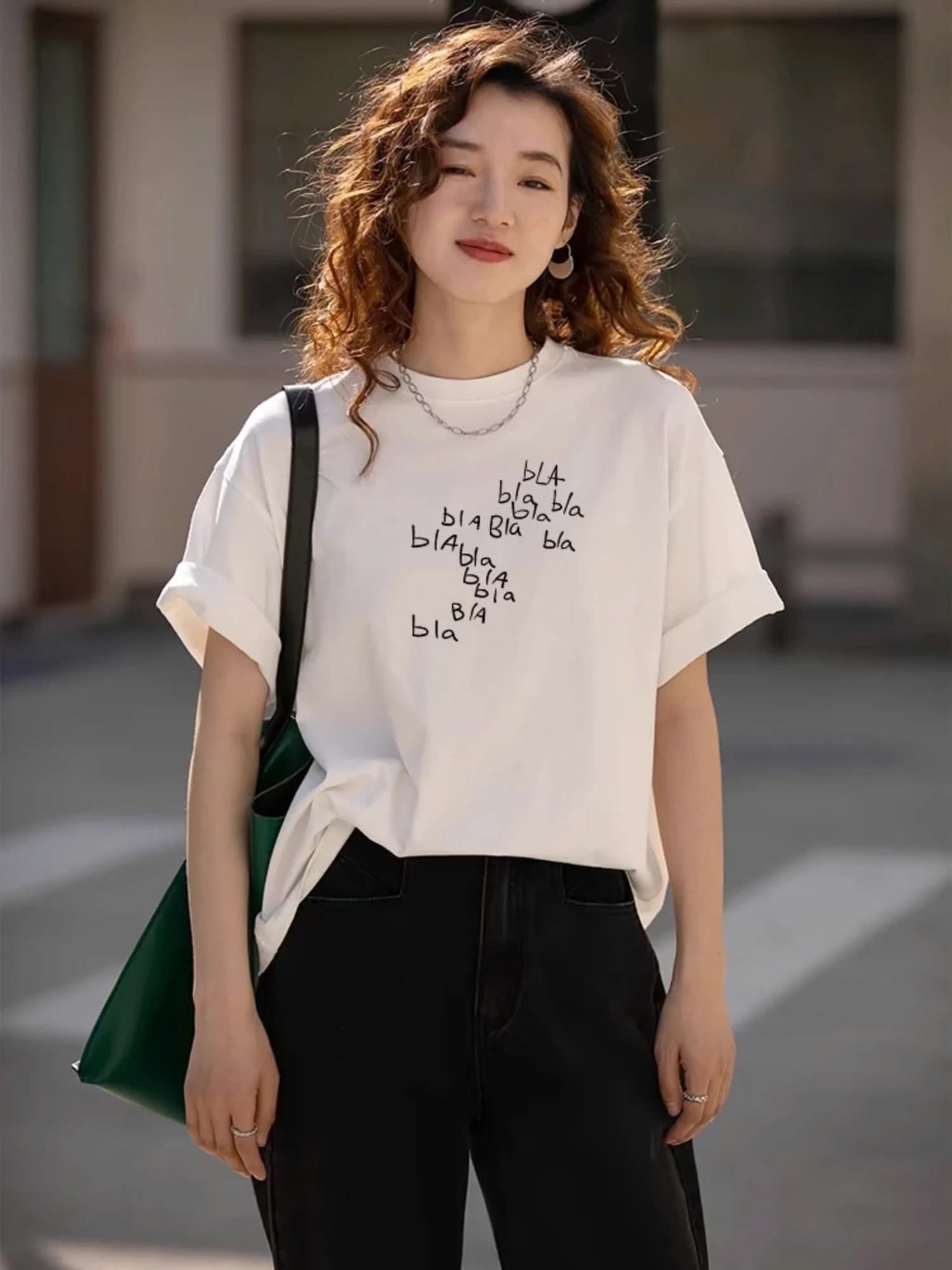 Áo thun nữ Bla Bla Print