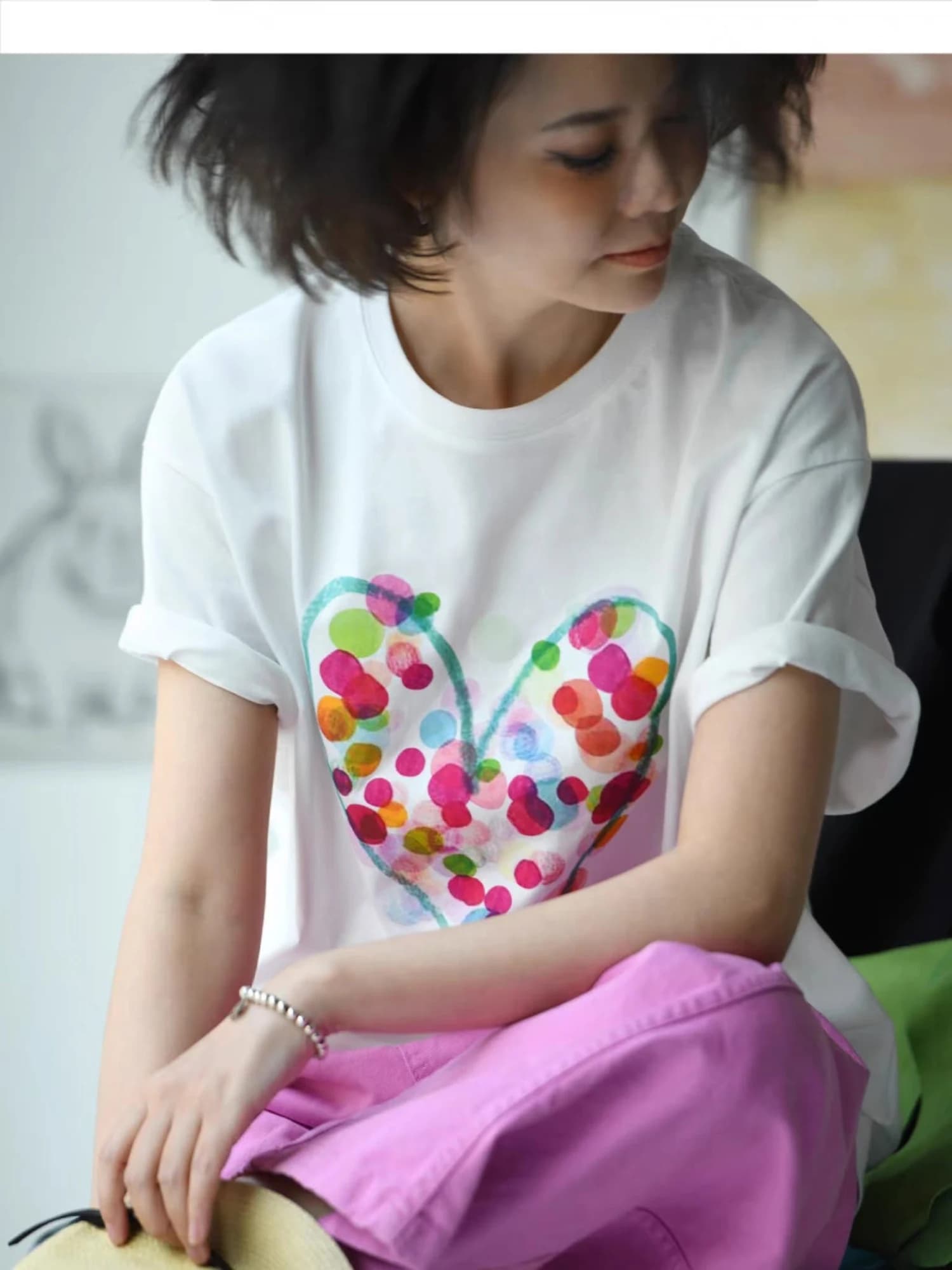 Áo thun nữ Colorful Heart Print