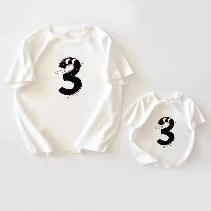 Áo thun gia đình họa tiết số — ảnh 5