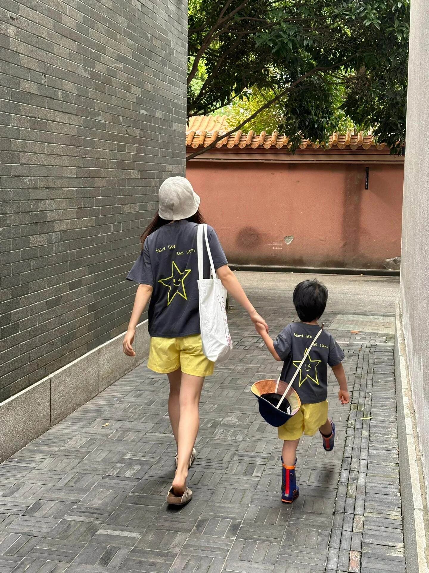 Áo thun gia đình Starlight Family — ảnh 2