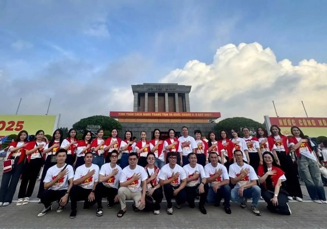 Khoảnh khắc cùng The Shia · 058