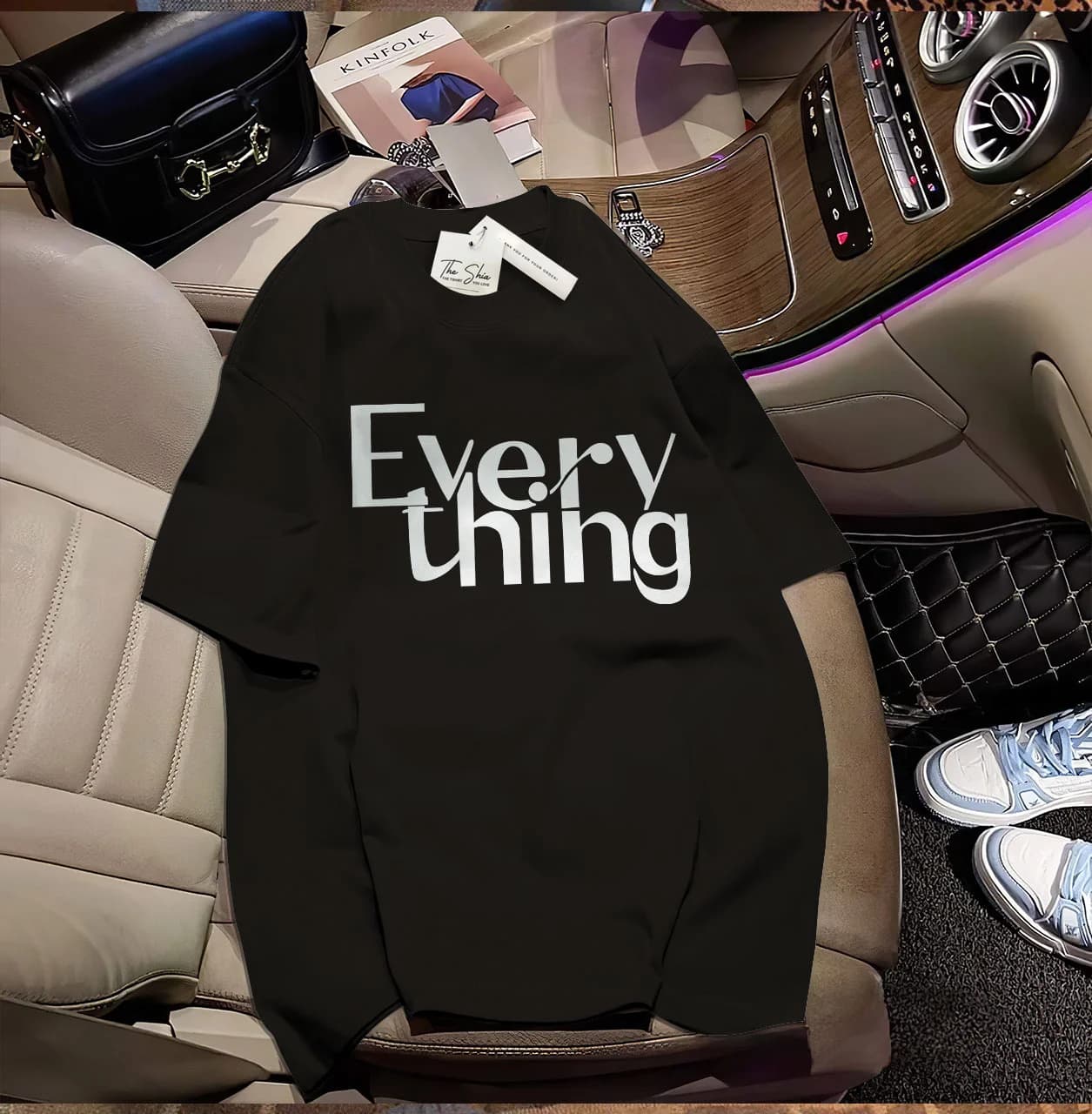 ÁO THUN HỌA TIẾT CHỮ EVERYTHING