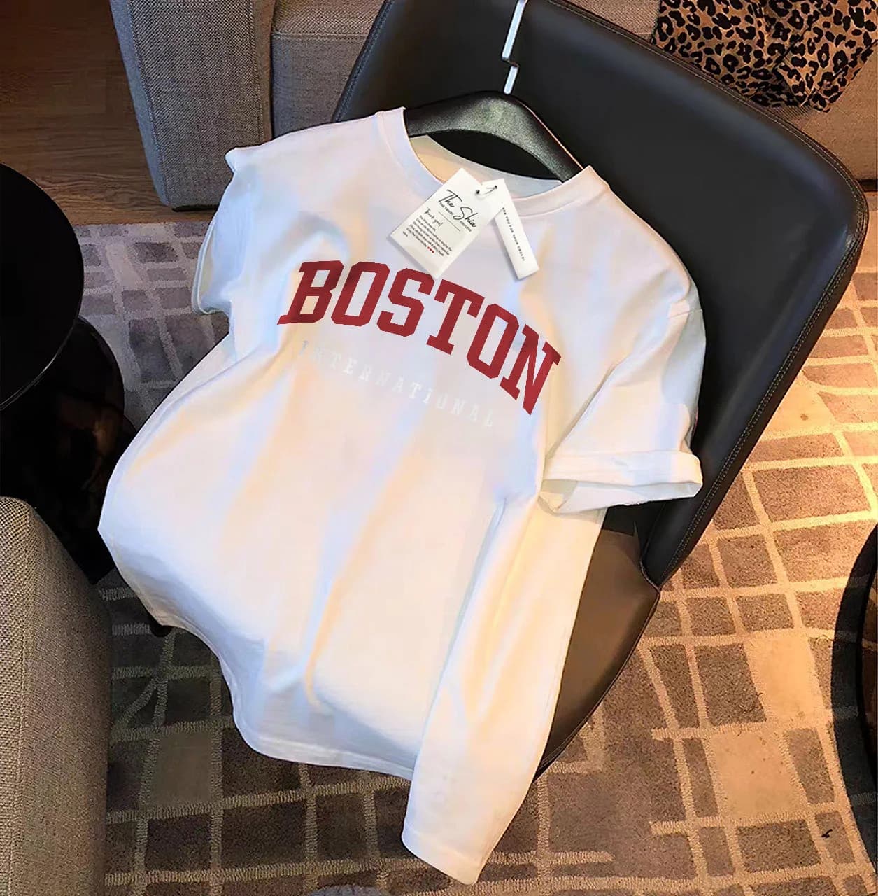 ÁO THUN SUÔNG HỌA TIẾT Boston