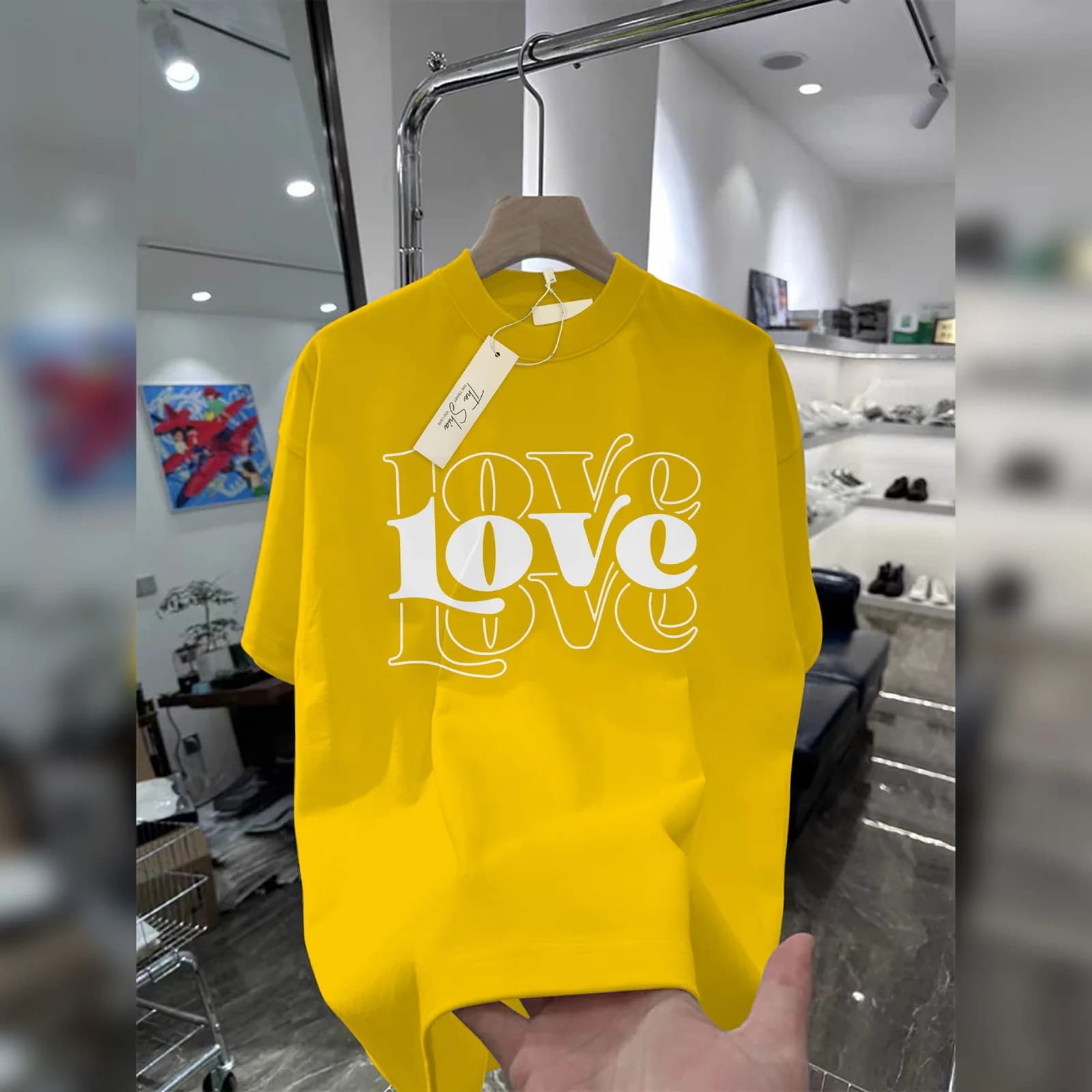 ÁO THUN SUÔNG HỌA TIẾT Love trắng